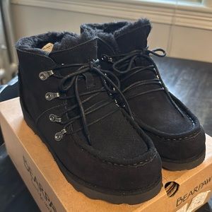 Winter ankle boot Bearpaw.